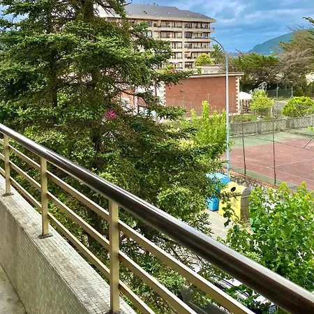 Sea * Laredo