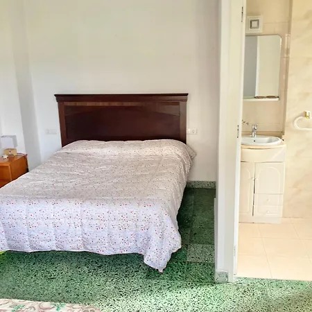 Apartment Sea